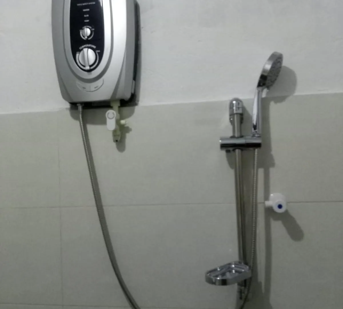 Katunayaka Eecs Transit & Travelers Homestay סרי לנקה