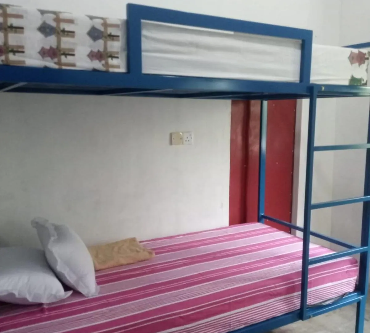 בית כפרי Katunayaka Eecs Transit & Travelers Homestay